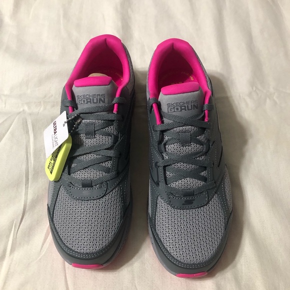 SKECHERS GO RUN WOMEN SHOES - Picture 1 of 7